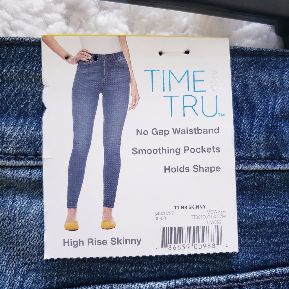 💥SOLD💥Time and Tru Women's High Rise Skinny Jeans 14 - Picture 9 of 10